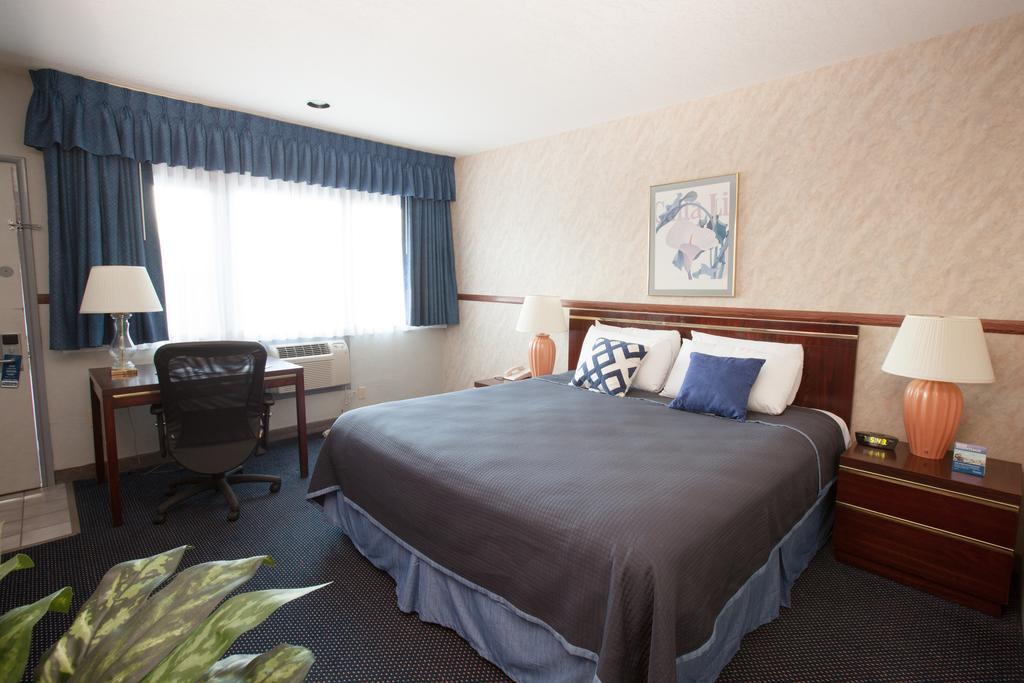 Travelodge Hotel At Lax Лос Анджелис Стая снимка