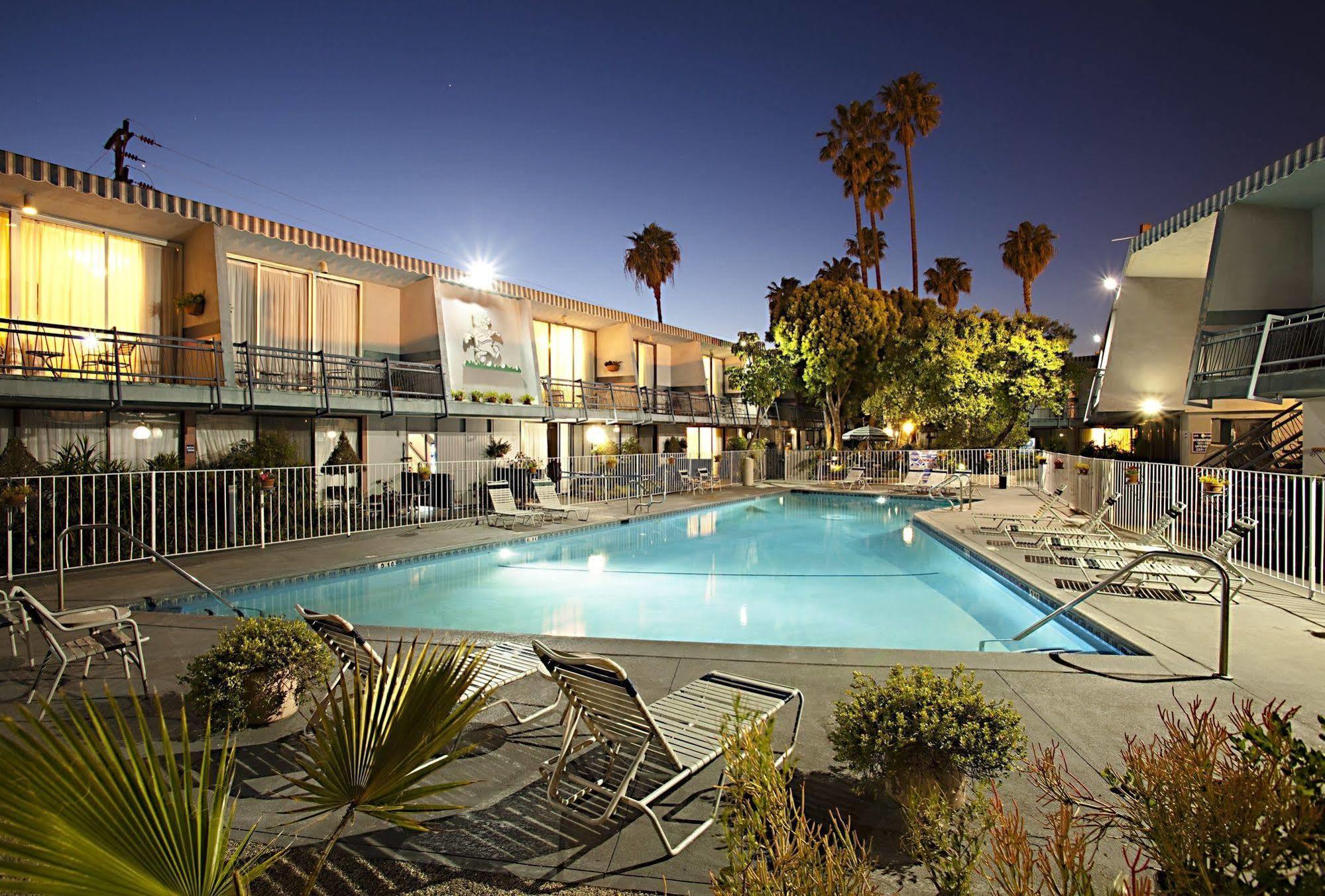 Travelodge Hotel At Lax Лос Анджелис Съоръжения снимка