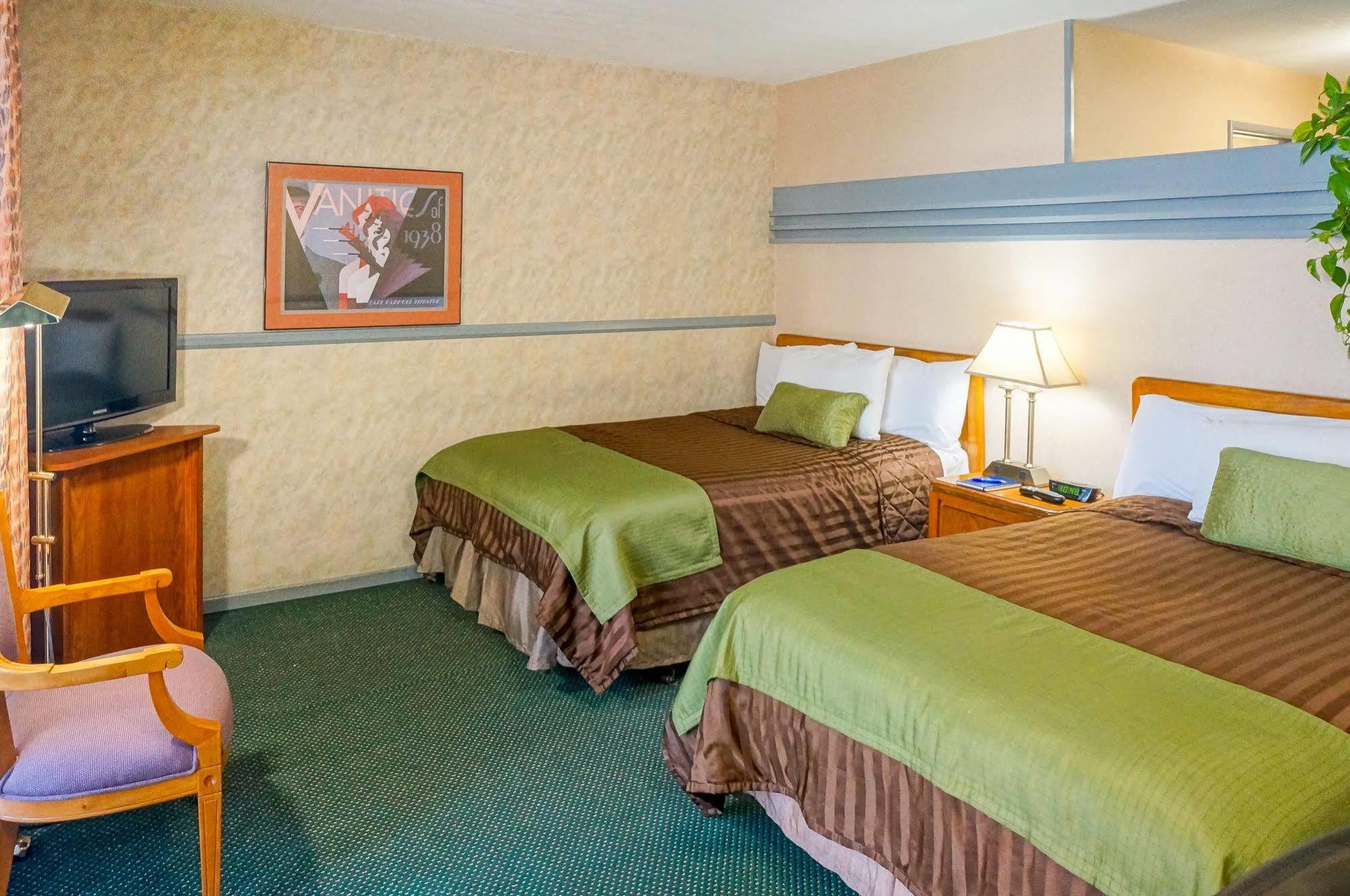 Travelodge Hotel At Lax Лос Анджелис Екстериор снимка